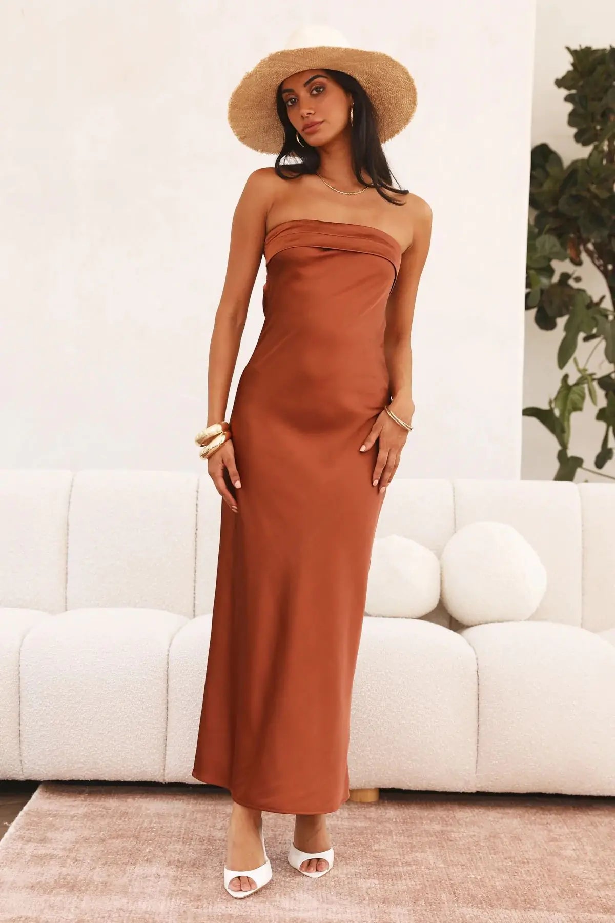 Summer Women’s Solid Color Backless Knit Dress